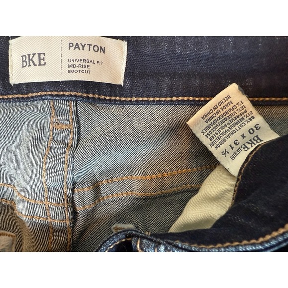 BKE‎ Buckle Payton Bootcut Jeans Womens 30x31 Blue Denim Cotton Stretch Mid Rise - Picture 4 of 7